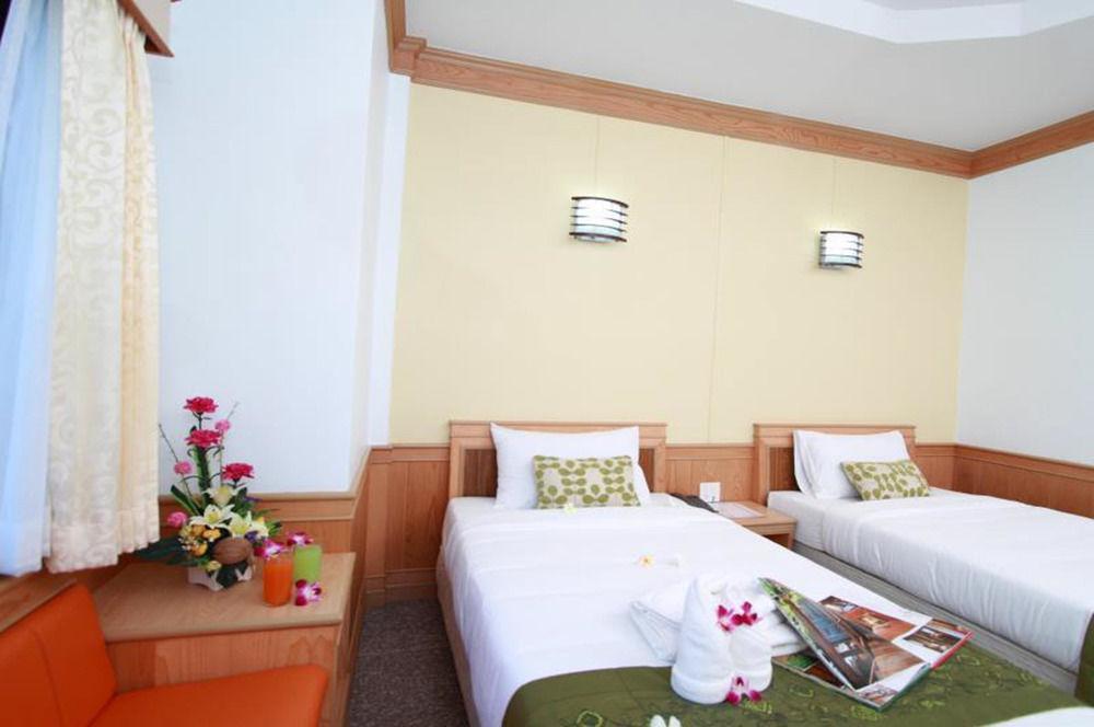 Boom Forest Hotel Hat Yai Exterior photo